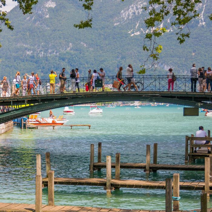 How to Get Sales Pumped About Marketing Leads