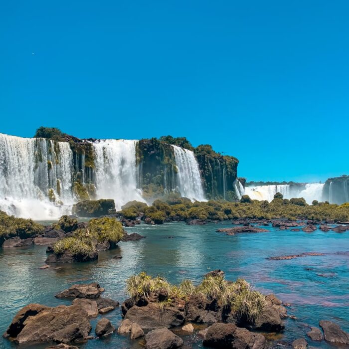 The Ultimate Guide to Choosing the Right Salesforce Reporting Tool